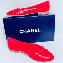 Load image into Gallery viewer, CHANEL ballerina flats