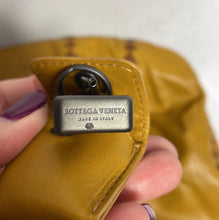 Load image into Gallery viewer, Bottega Veneta leather tote