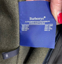 Load image into Gallery viewer, Burberry trenchcoat