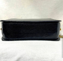 Load image into Gallery viewer, Gucci vintage handbag